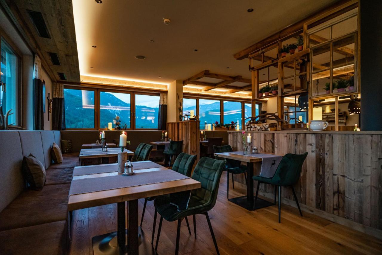 Hotel Landhaus Tirolerherz Sankt Ulrich am Pillersee Esterno foto