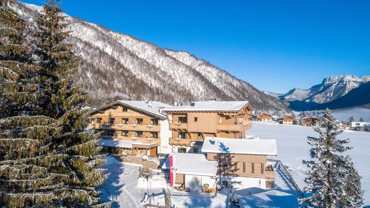 Hotel Landhaus Tirolerherz Sankt Ulrich am Pillersee Esterno foto