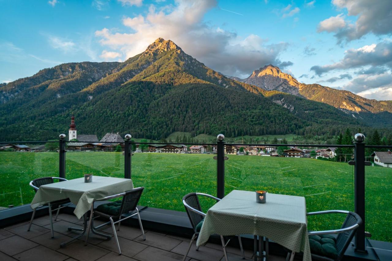 Hotel Landhaus Tirolerherz Sankt Ulrich am Pillersee Esterno foto
